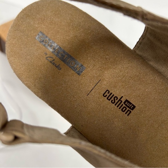 Clark Women's Tan Wedge Sandals 11 - Picture 8 of 9